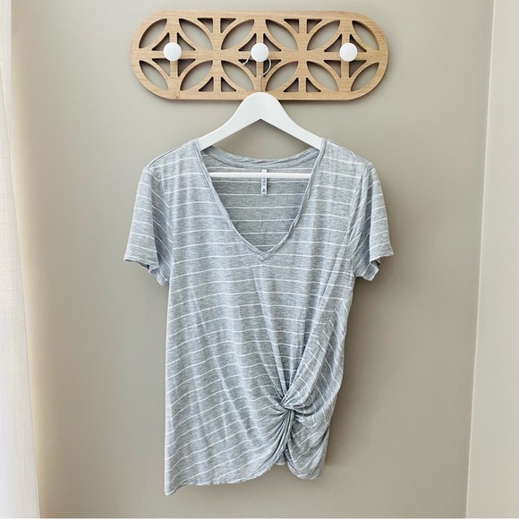 Z Supply Striped Front Knot Tee Shirt Gray Sz Medium - Picture 1 of 8